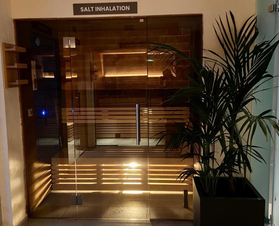 The Village Boutique And Spa Naxxar Bagian luar foto