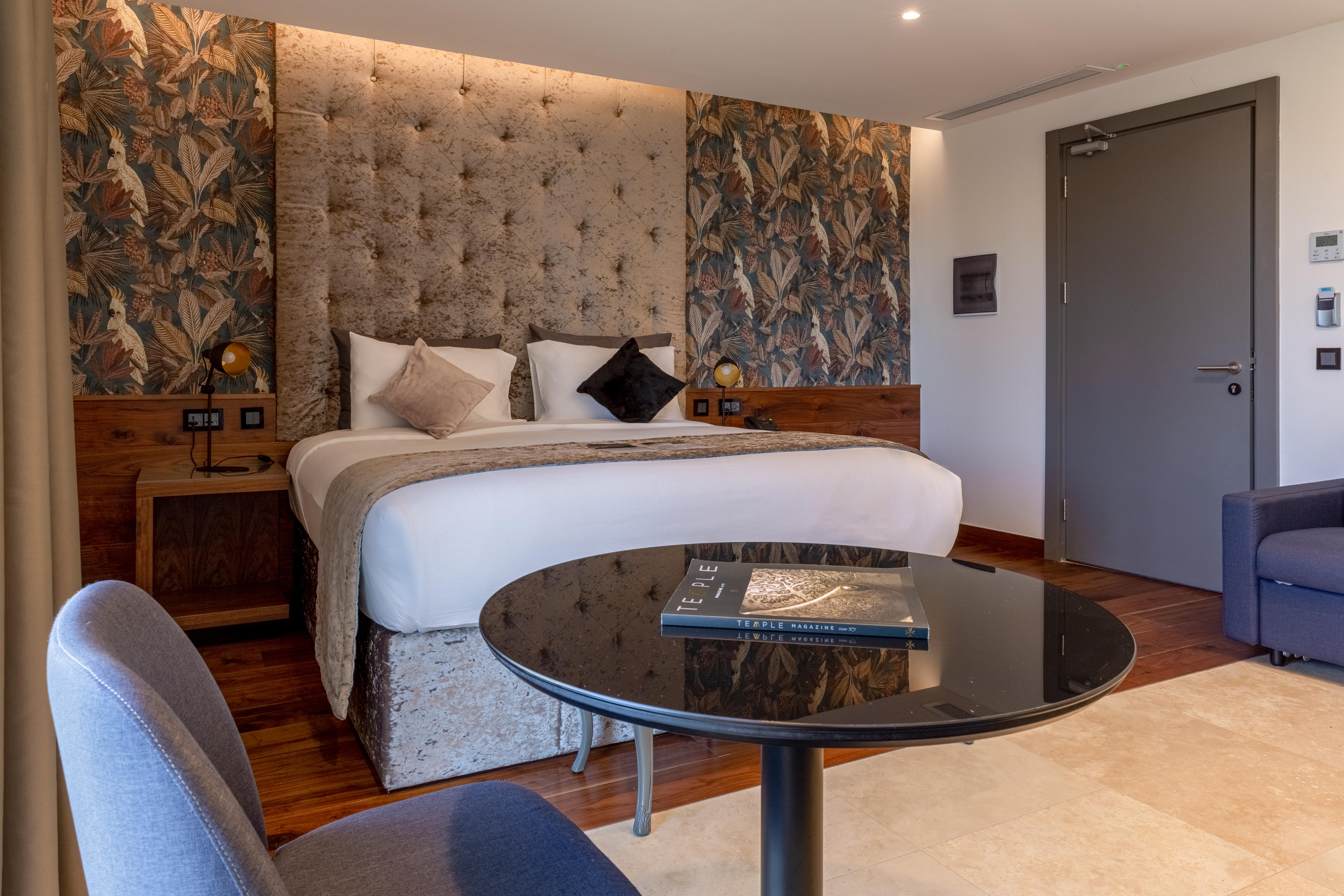 The Village Boutique And Spa Naxxar Bagian luar foto