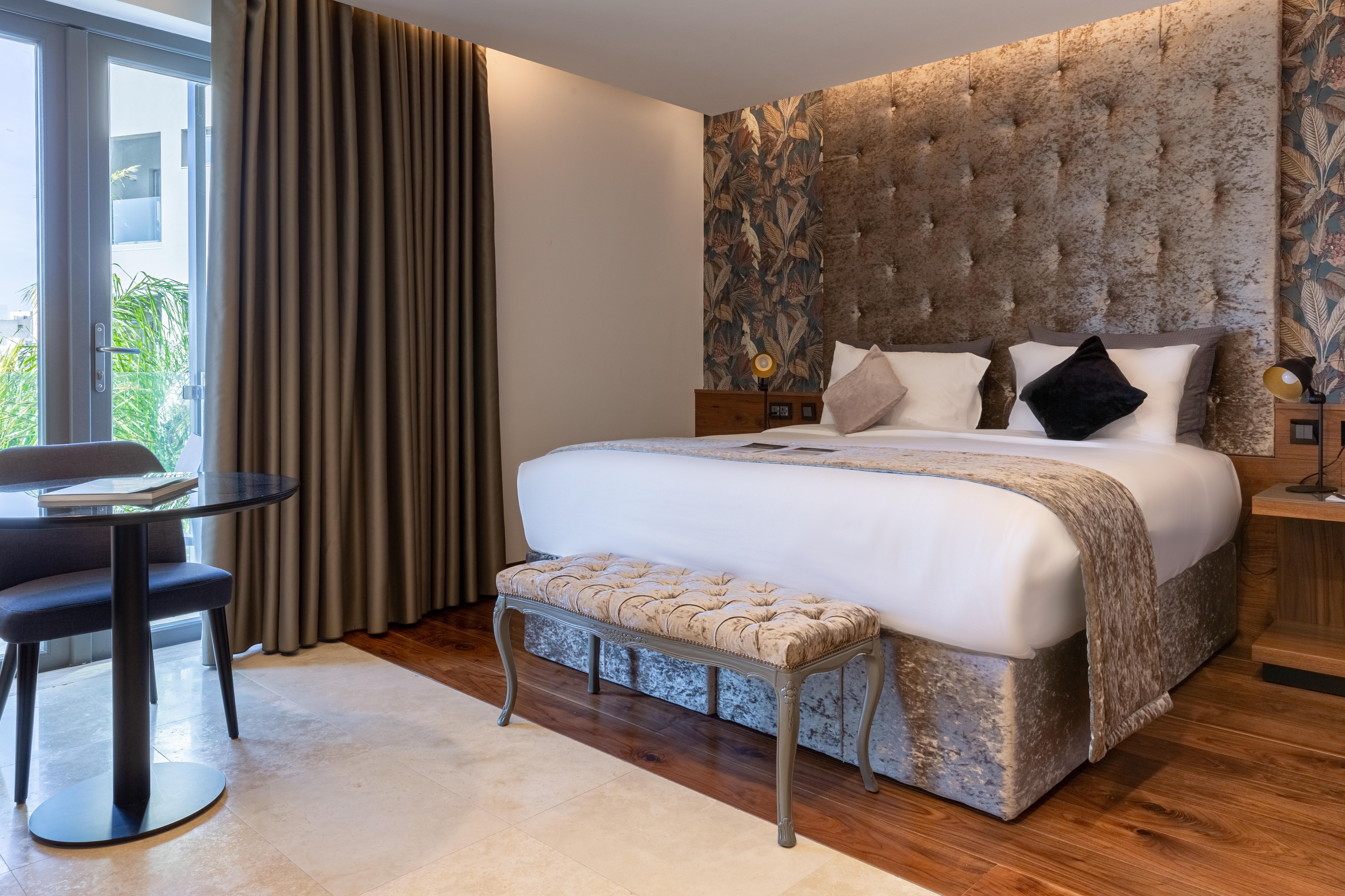 The Village Boutique And Spa Naxxar Bagian luar foto